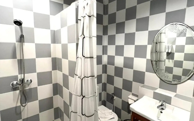 My Friends's House 2