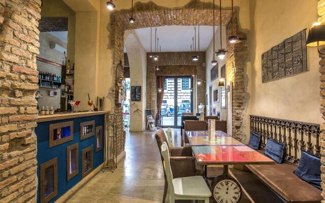 Room Select Via Veneto