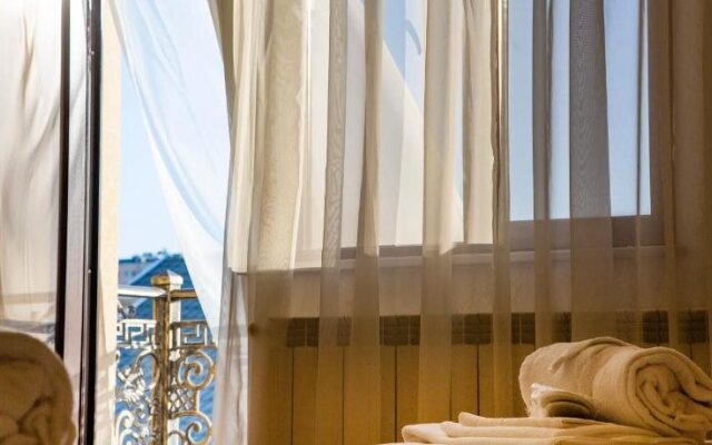 Travel Hotel