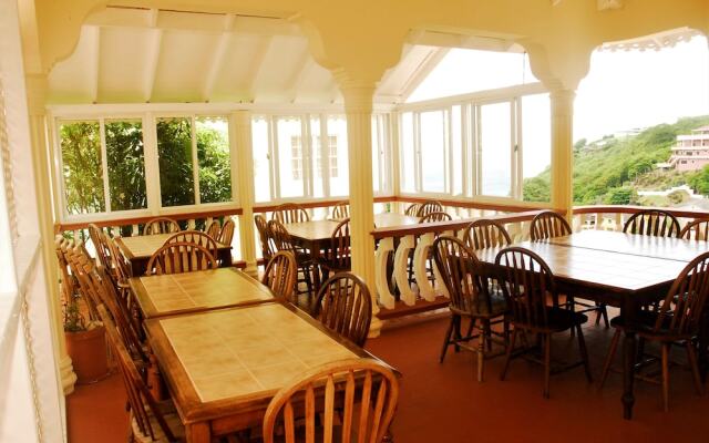 Rich View Hotel