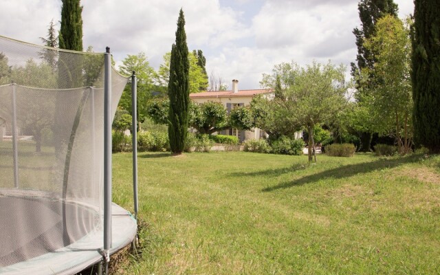 Plush Villa in Villecroze with Private Swimming Pool