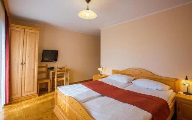 Pension Toeroek