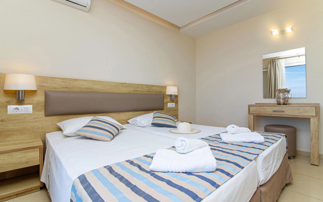 Theodosis Apartments