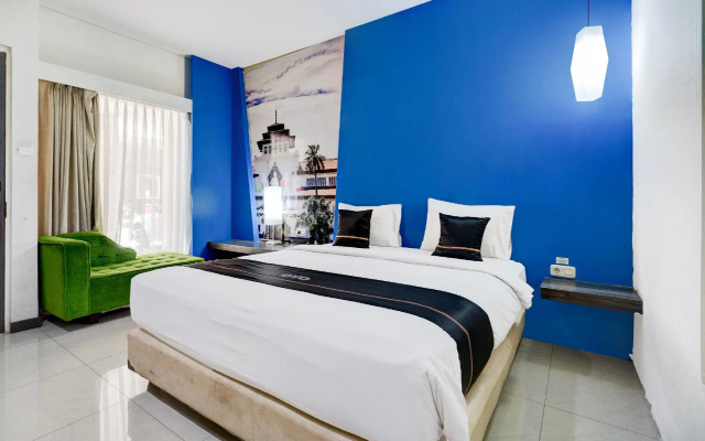 Townhouse Oak Cihampelas Near Ciwalk Formerly Promenade Hotel