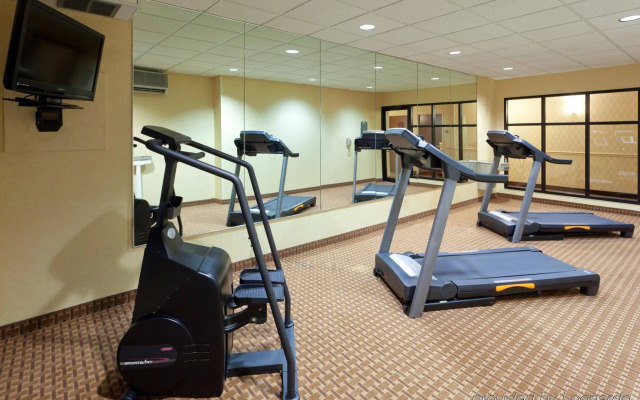 Holiday Inn Express North East by IHG