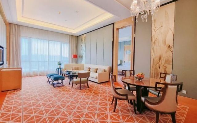 Lotin Hot Springs Hotel – Guest Rooms – Maoming