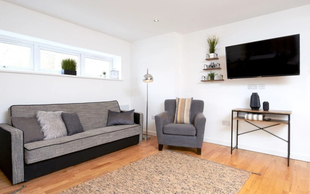 Ida Pod Places - New Cross Gate