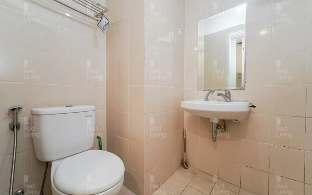 RedLiving Apartemen Parahyangan Residence - Anton Rooms