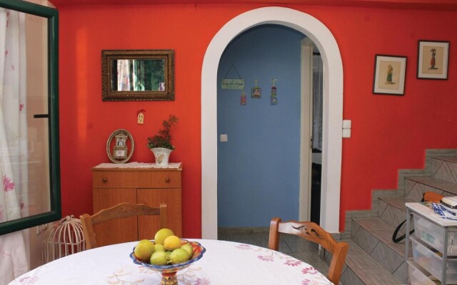 Awesome Home in Loutra Aidipsou With 4 Bedrooms
