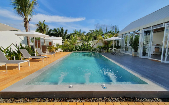 Meet Boutique Resort