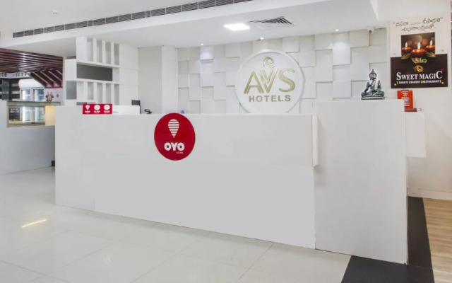 Sree Chandana Hotel by OYO Rooms