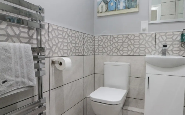 White Rose Apartment