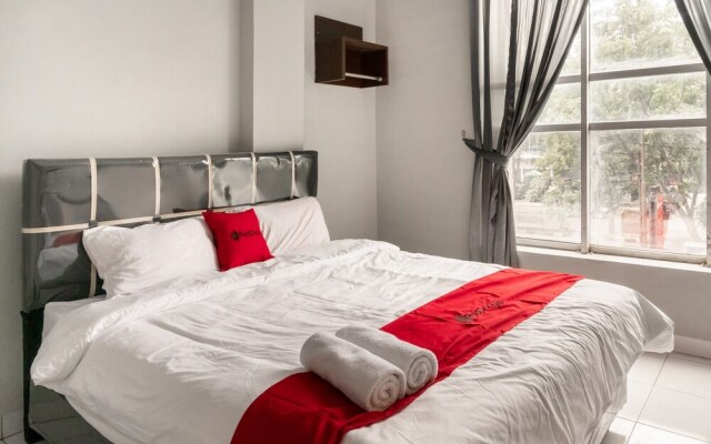 Pondok Kelapa Homestay by RedDoorz