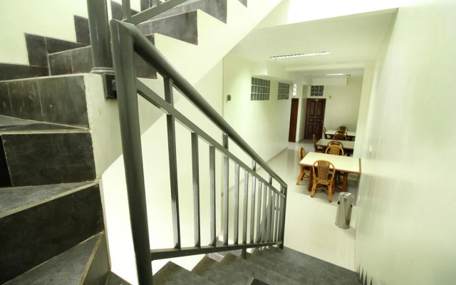 Airy Pasteur Surya Sumantri Kav 4B Sutami Bandung