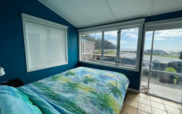 Seasong - Waihi Beach Holiday Home – Guest Rooms – Waihi Beach