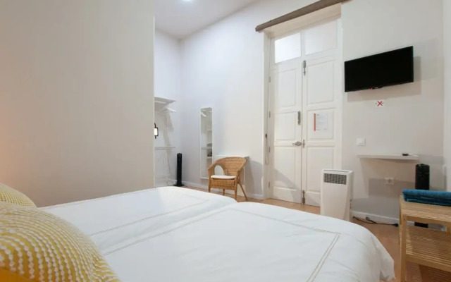 Triana Bella Suites