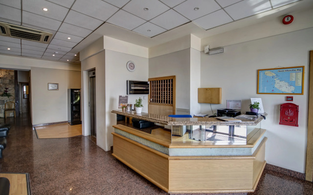 Sliema Chalet Hotel