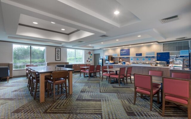 Holiday Inn Express Hotel & Suites Bethlehem by IHG
