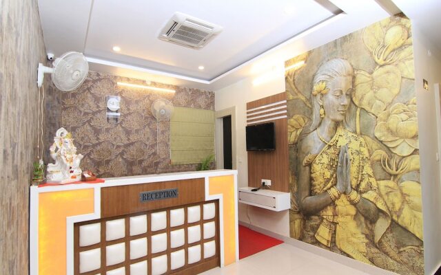Oyo 14570 Hotel Sona Plaza