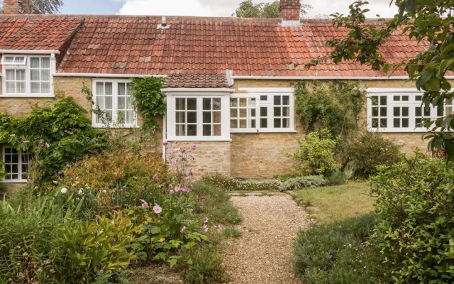 Yeoman Cottage