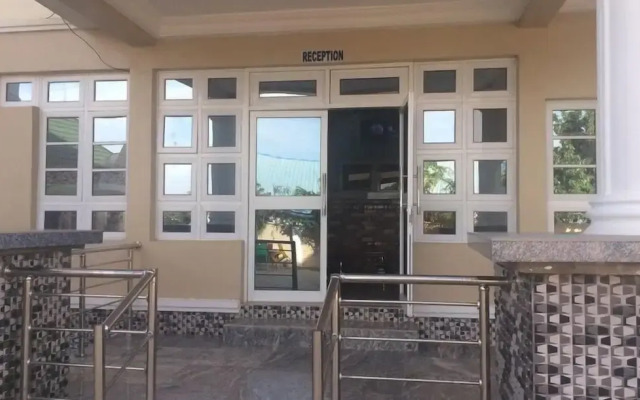 Santa Rosa Hotel LTD