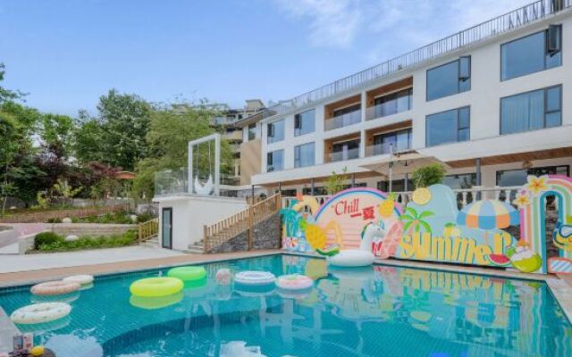 Qixiannv Homestay (Xiannv Mountain Shop)