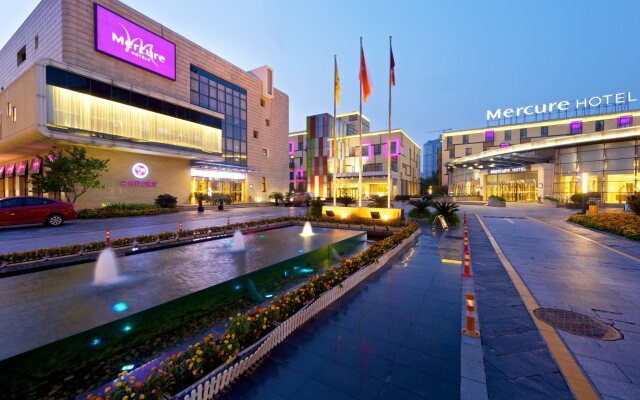 Mercure Beijing Downtown