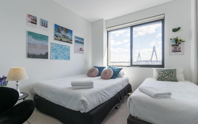 C16 Darling Harbour 2 Bdr Apt