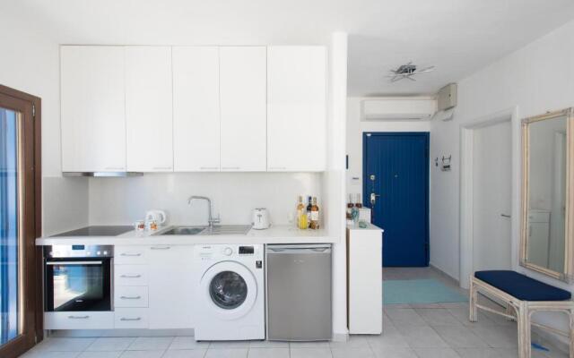 Olive Tree, Mykonos Town Apartment With Pool
