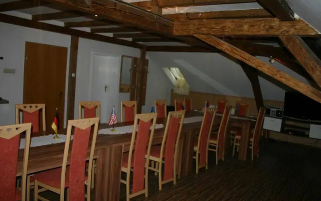 Hotel-Pension "Alte Schule"