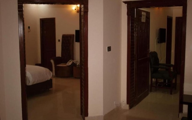 Holyzen Guest House Islamabad