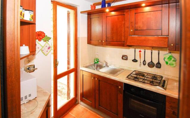 Monte Malbe Charming Villa with Garden and Parking
