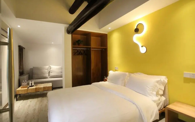 Xitang Hua Tian Hotel