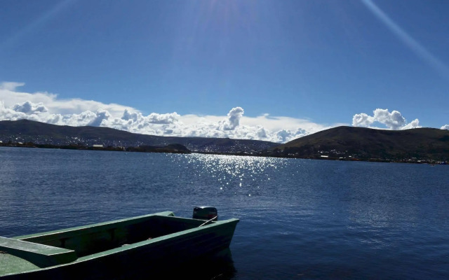 Islas Uros Lodge