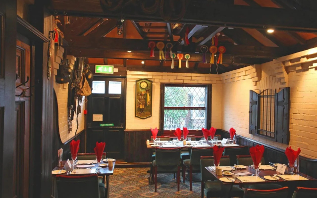 Best Western Old Tollgate Hotel & Restaurant