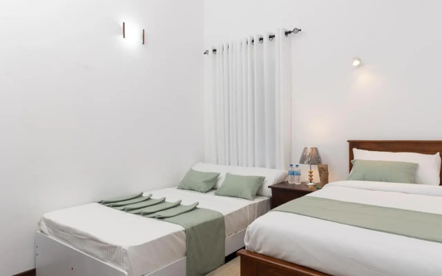 Monarch Villa Hanthana Kandy