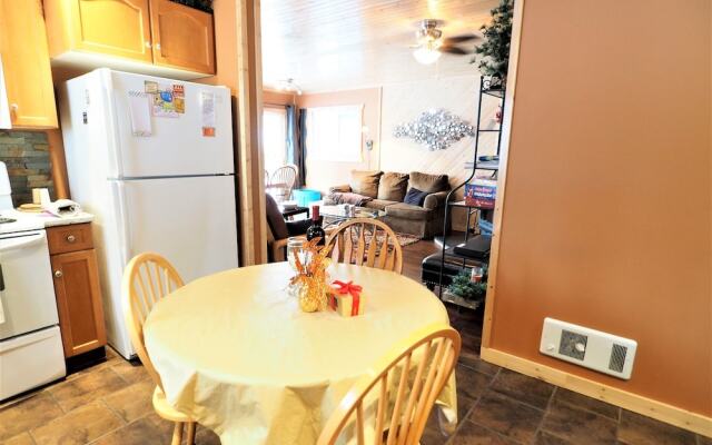 Mountain Air Retreat - 3 Br Cabin