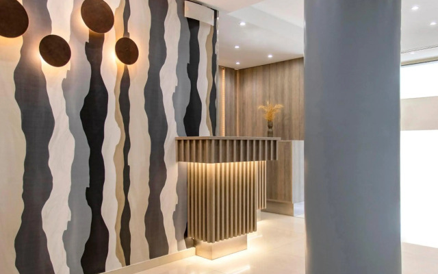 Phidias Piraeus Hotel