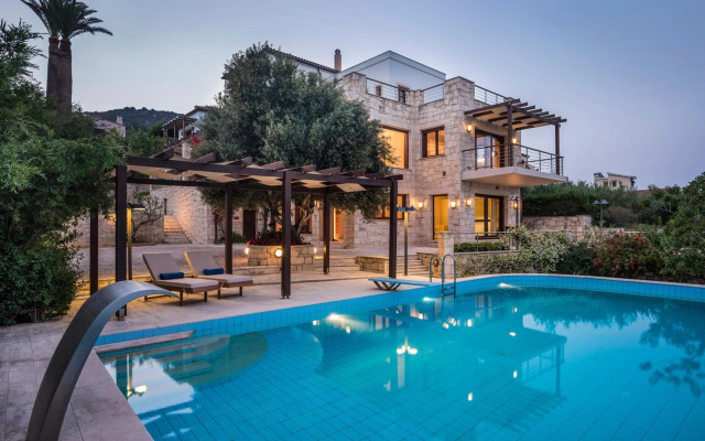 Spilia Village