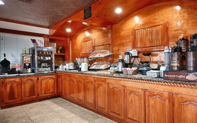 Americas Best Value Inn Kingsville