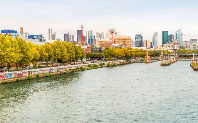 Campanile Paris Ouest - Pont de Suresnes
