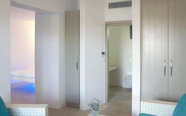 Aurora Luxury Suites