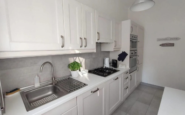 Ines in Verbania With 2 Bedrooms and 1 Bathrooms