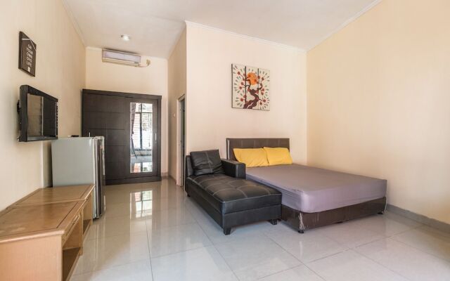 Oyo Life 1203 Hunian Tinggal Mega Rich