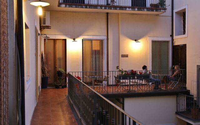Bed and Breakfast Opera