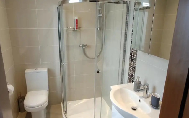 OYO The Kilburn Arms