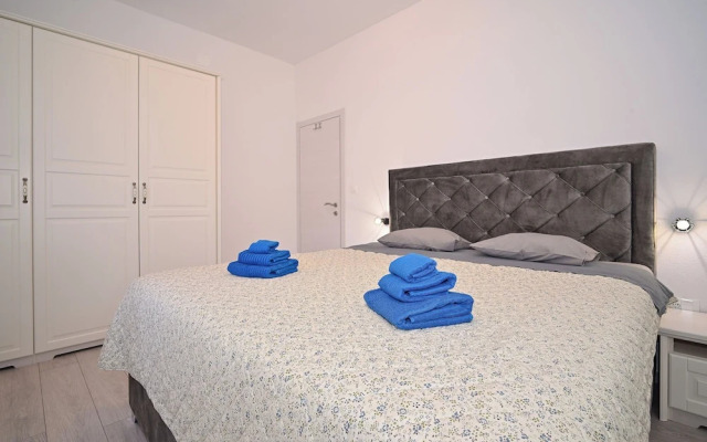 Ami Aparment Strožanac