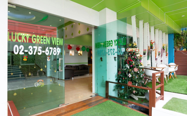 Lucky Green View