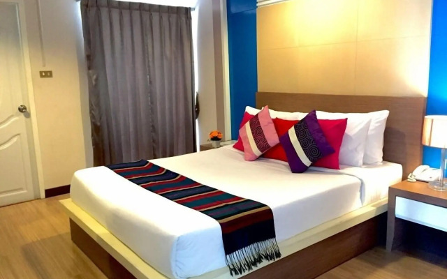 Charoenchit House