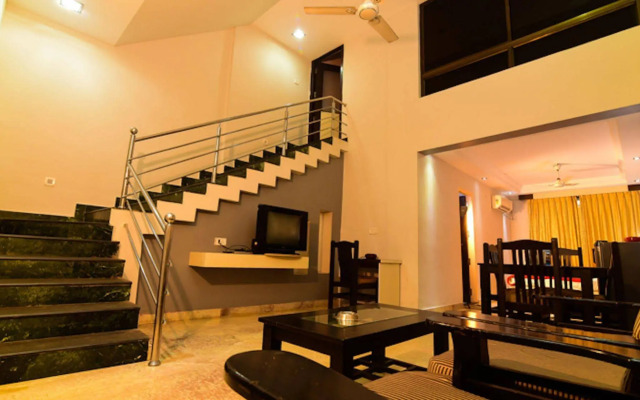Hotel Ashlesh